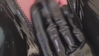 Blonde bitch in black latex – Lola Noir Naughty leak