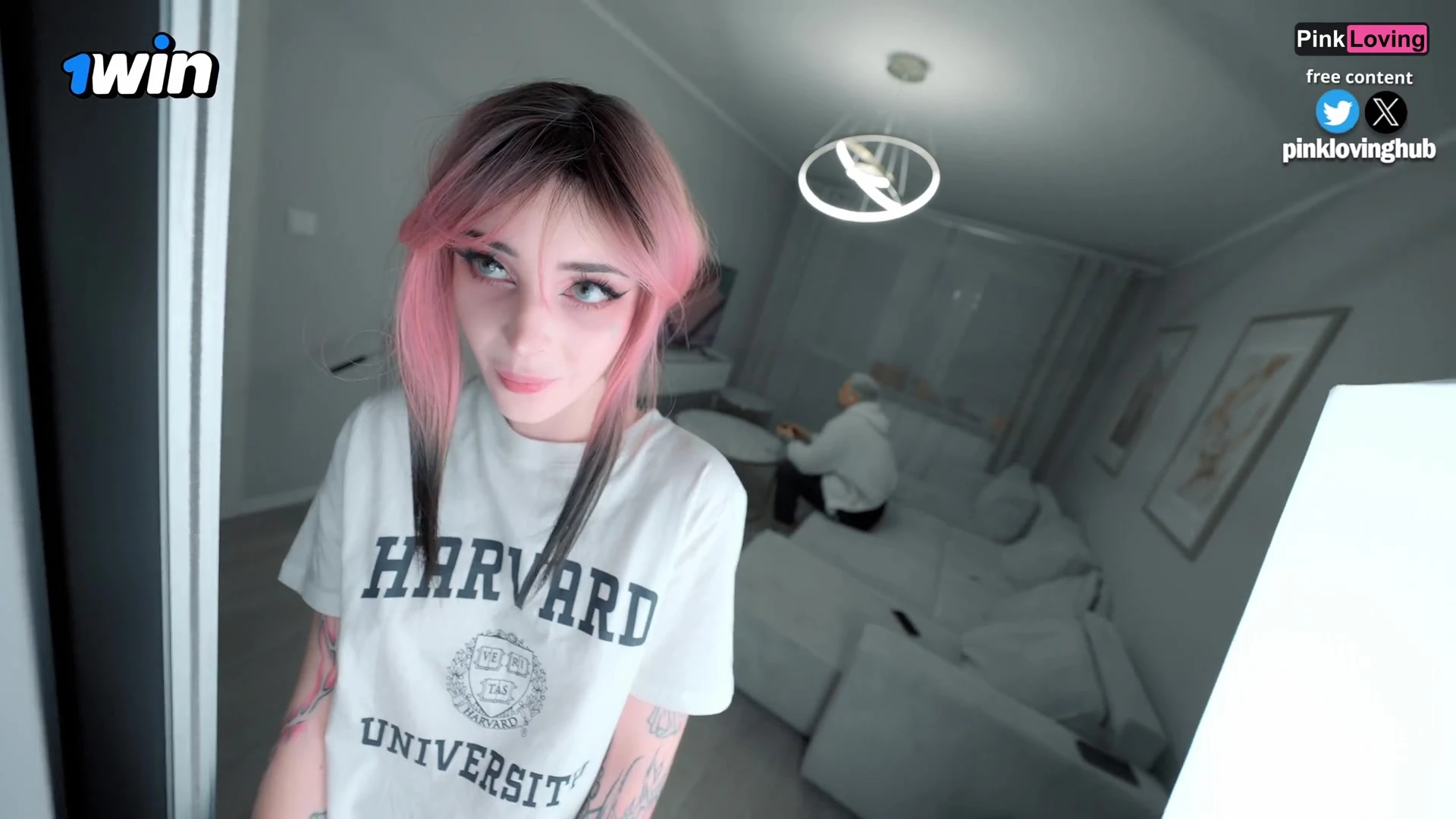 Bitch from Harvard takes on big cock Plinkloving Nude Saucy leak