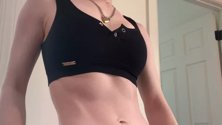 Jenna Lynn Meowri Shows Her Muscles