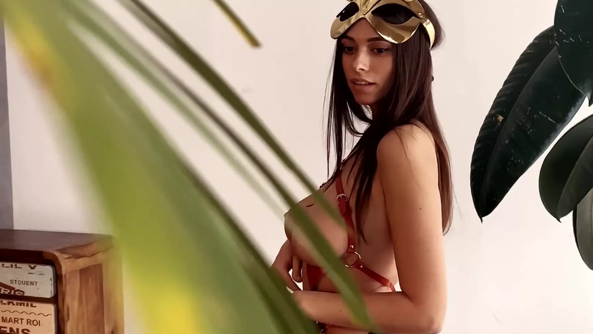 Cristy Ren naked cosplay tease