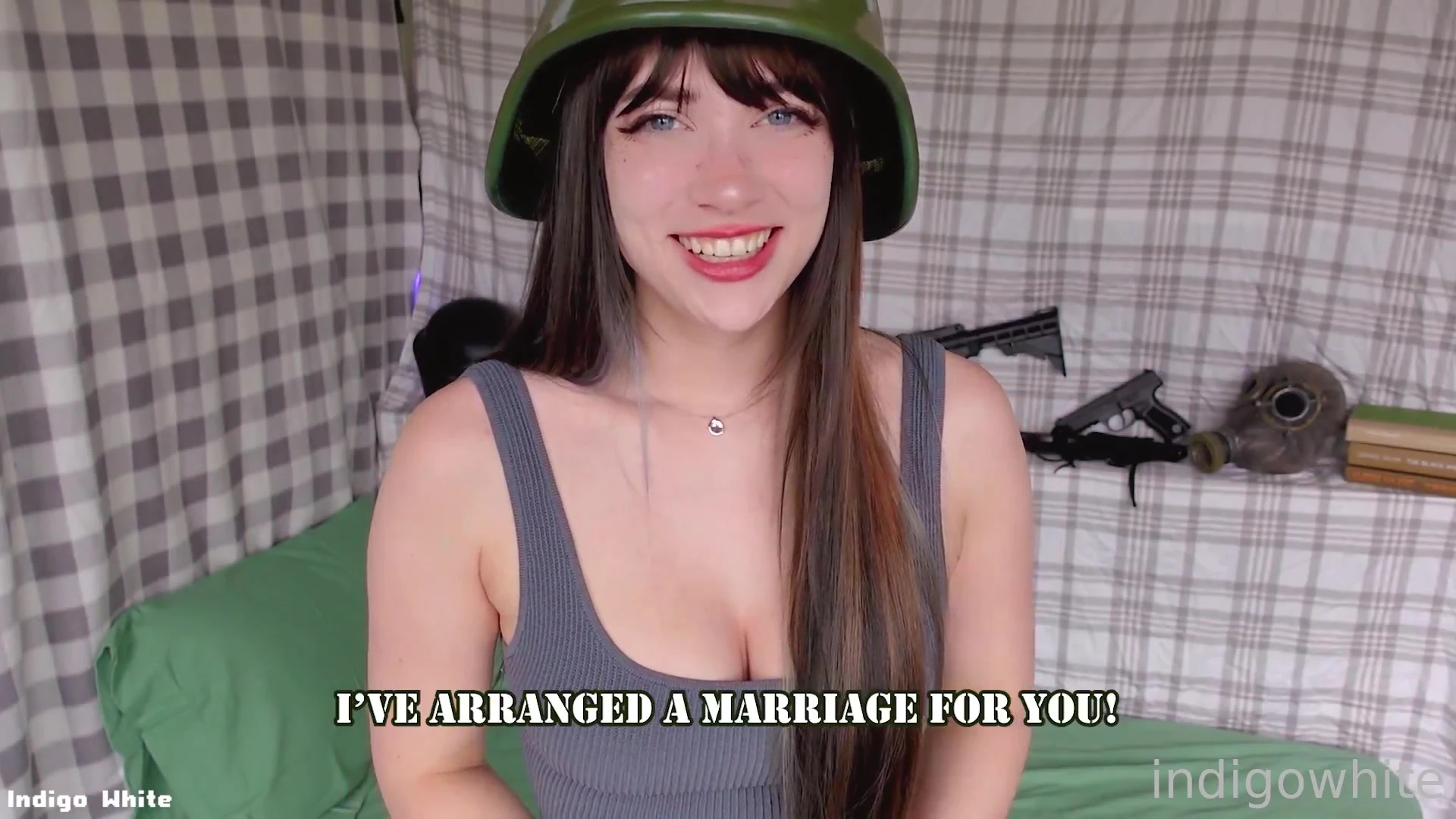 Indigowhite on her knees sucking and fucking a dildo online